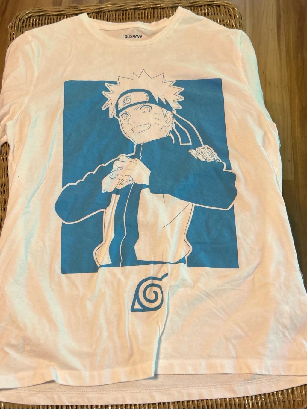 Old Navy White Tshirt With Blue Graphic Old Navy White Tshirt With Blue Graphic